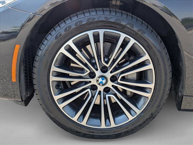 Used 2018 BMW 540i RWD image 9