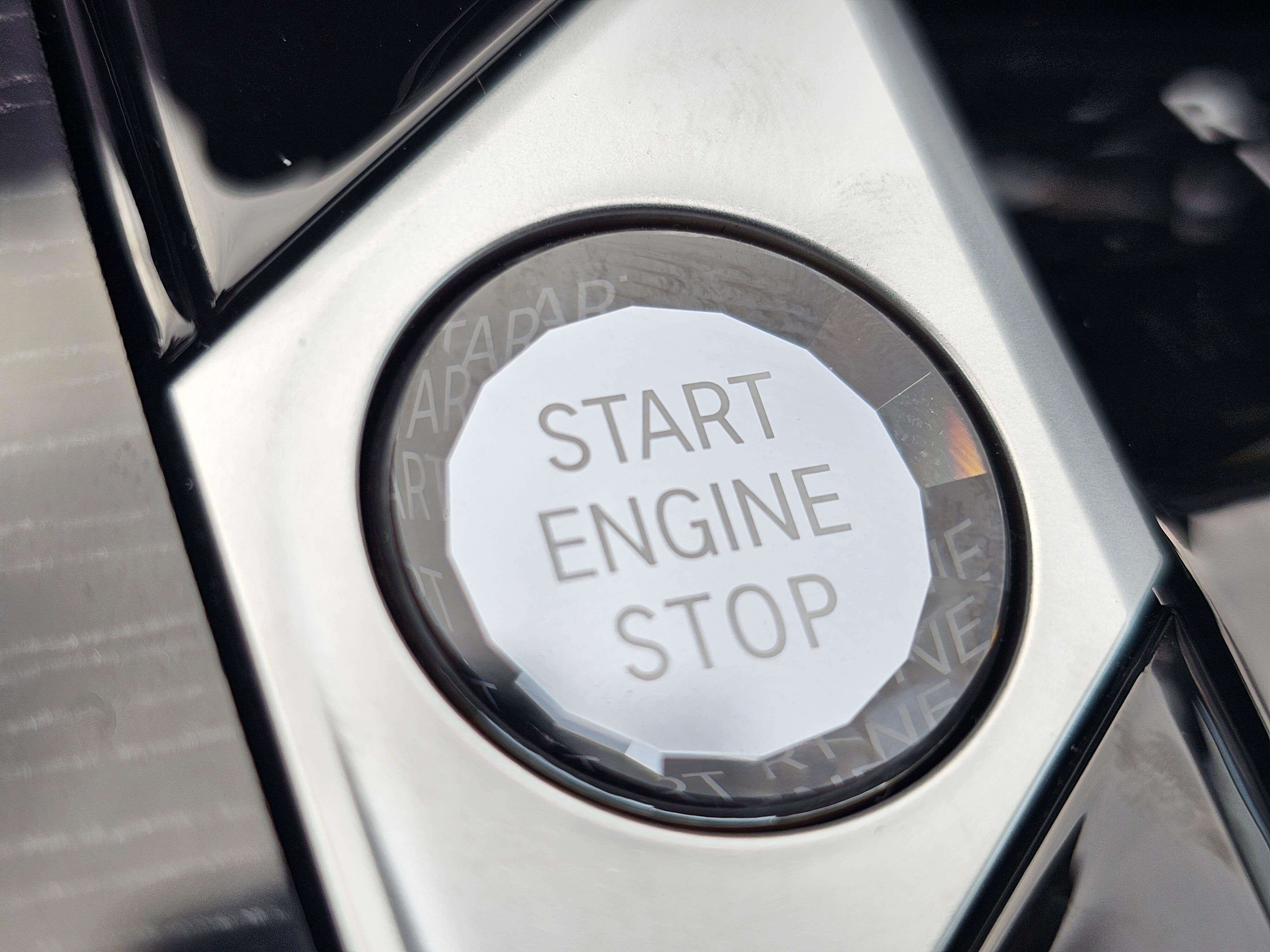 New 2026 BMW X6 xDrive40i w/ Executive Package image 21