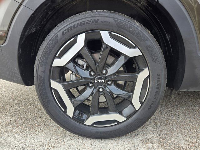 Used 2025 Kia Telluride S image 33