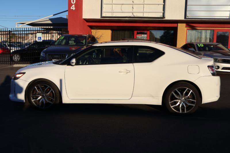 Used 2014 Scion tC image 4