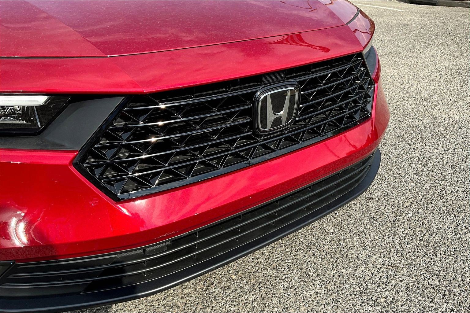 Used 2024 Honda Accord Sport image 29