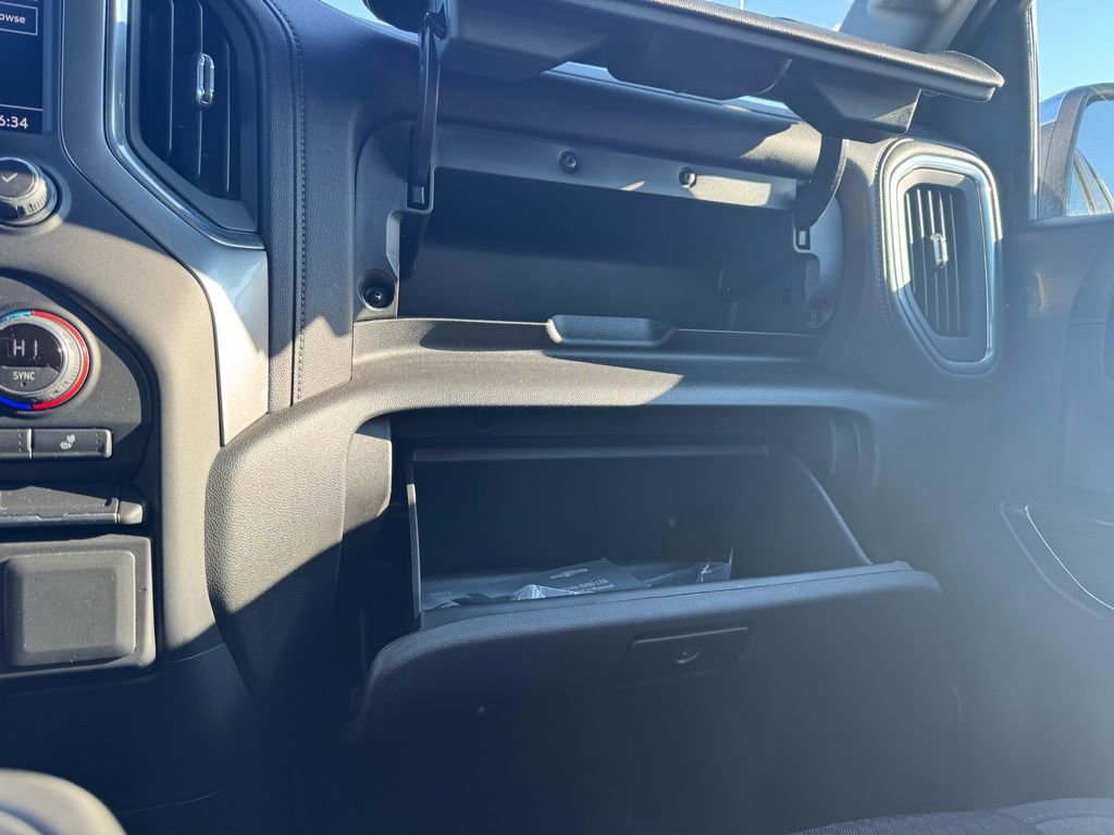 Used 2022 Chevrolet Silverado 1500 LT w/ Bed Protection Package image 24