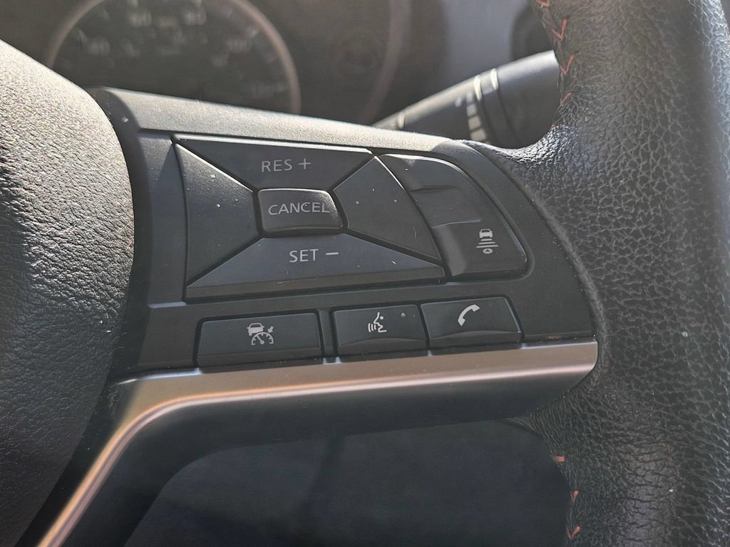 Used 2024 Nissan Versa SR FWD image 21
