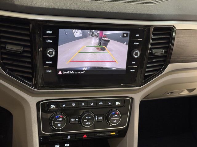 Used 2022 Volkswagen Atlas SE w/ Panoramic Sunroof Package AWD/4WD image 12