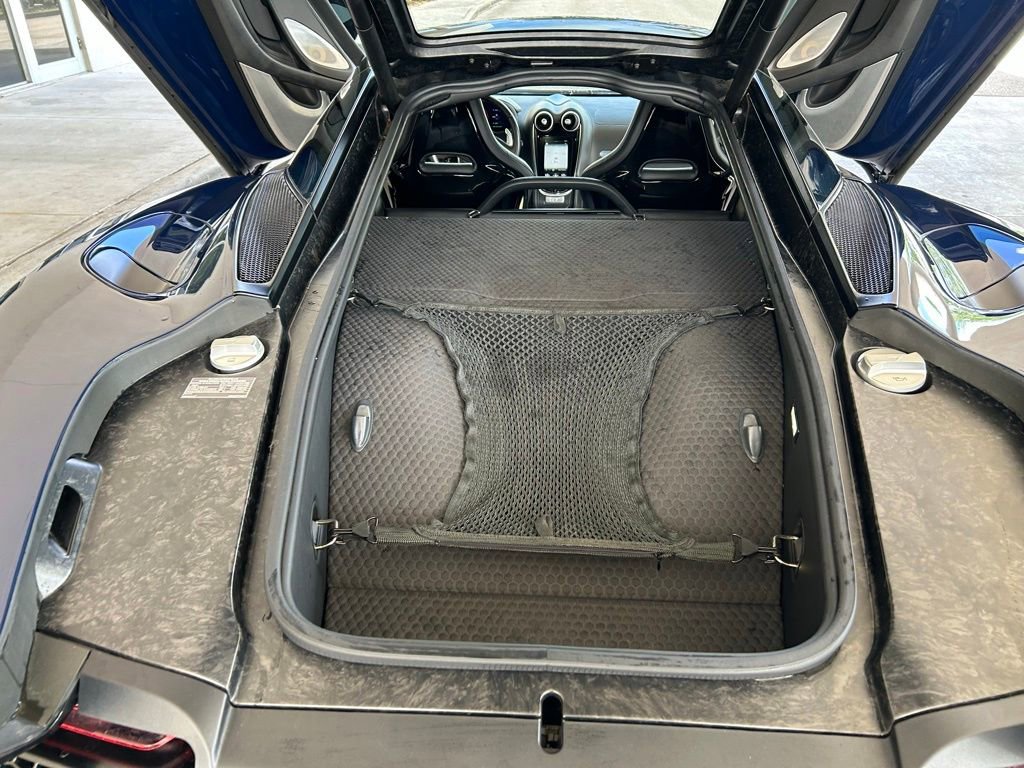 Used 2020 McLaren GT image 34