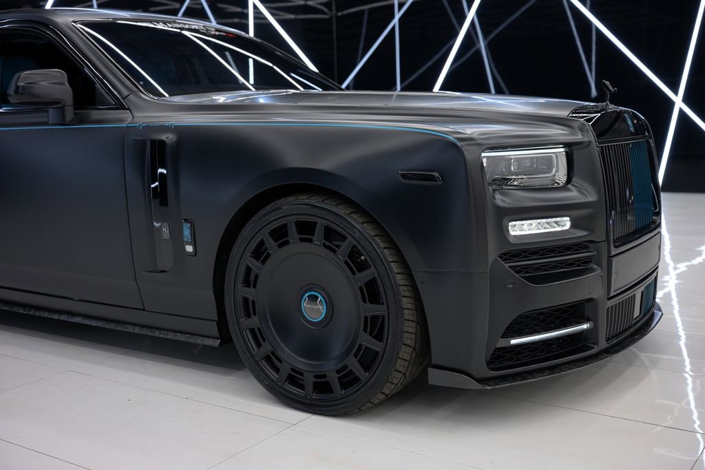 Used 2023 Rolls-Royce Phantom Sedan image 27