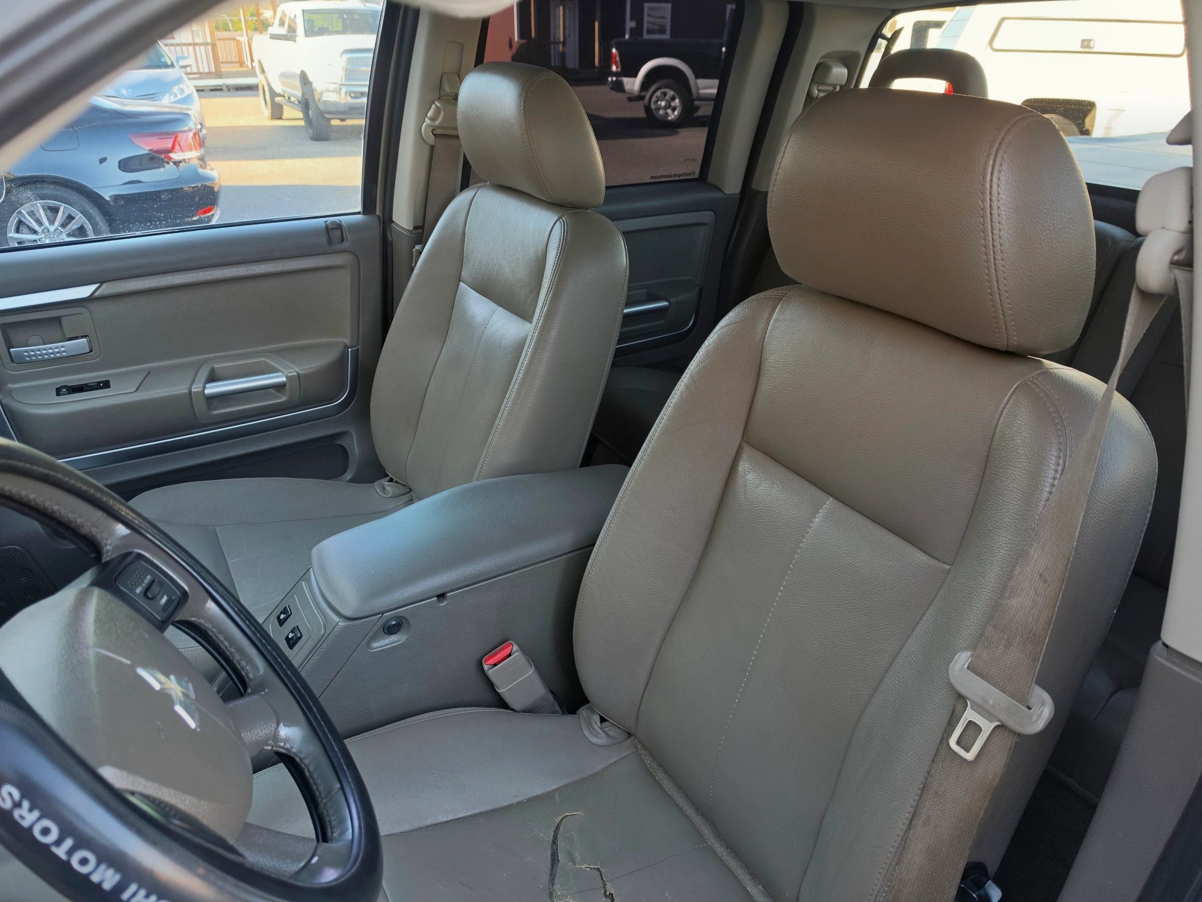 Used 2006 Mitsubishi Raider XLS AWD/4WD image 15