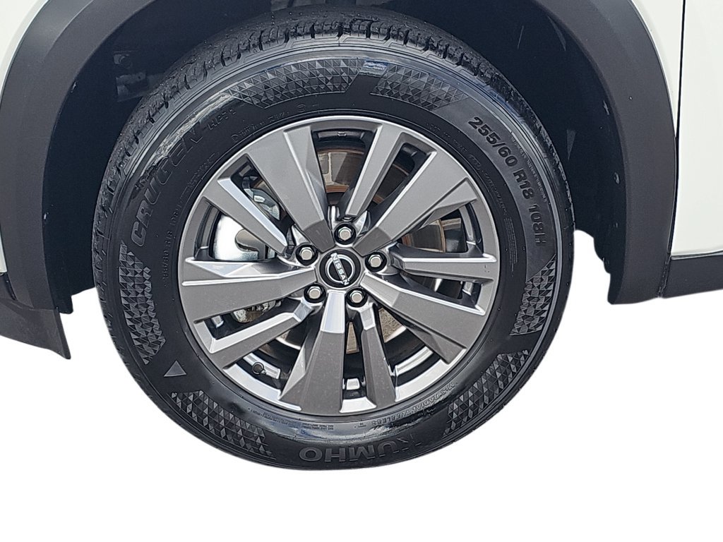 Used 2025 Nissan Pathfinder SV FWD image 29