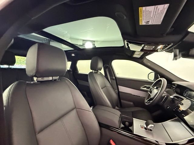Certified 2025 Land Rover Range Rover Velar S AWD/4WD image 43
