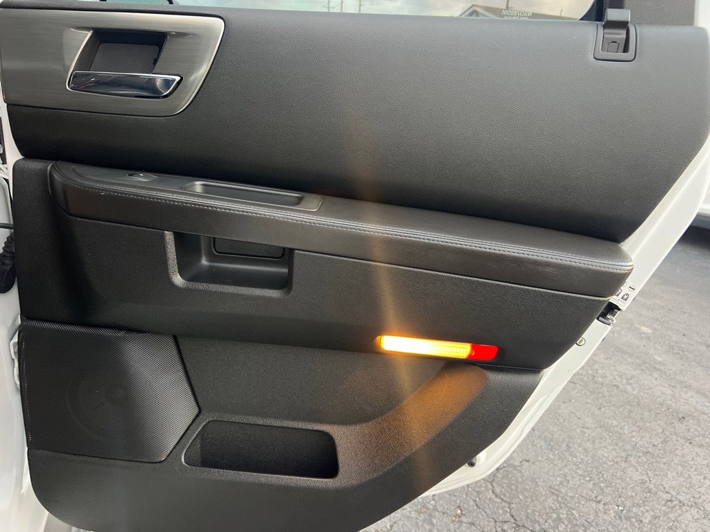 Used 2009 HUMMER H2 image 16