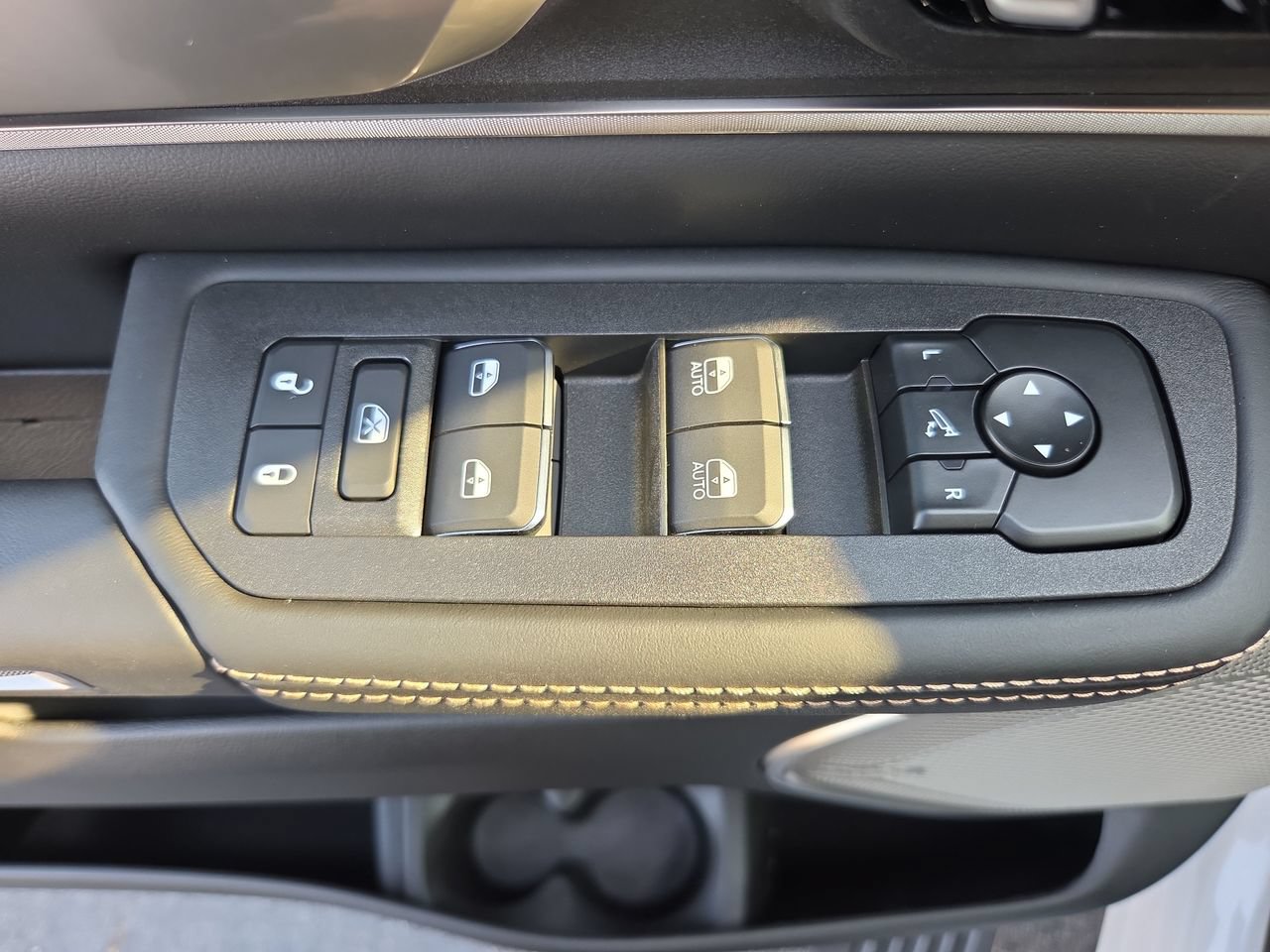 New 2027 RAM 1500 Tungsten AWD/4WD image 5