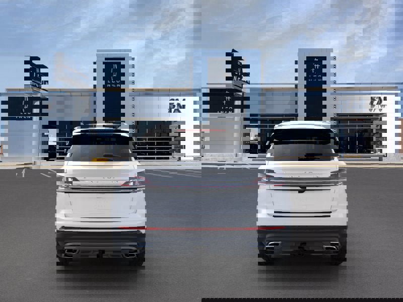 New 2022 Lincoln Nautilus Reserve w/ Equipment Group 201A image 5