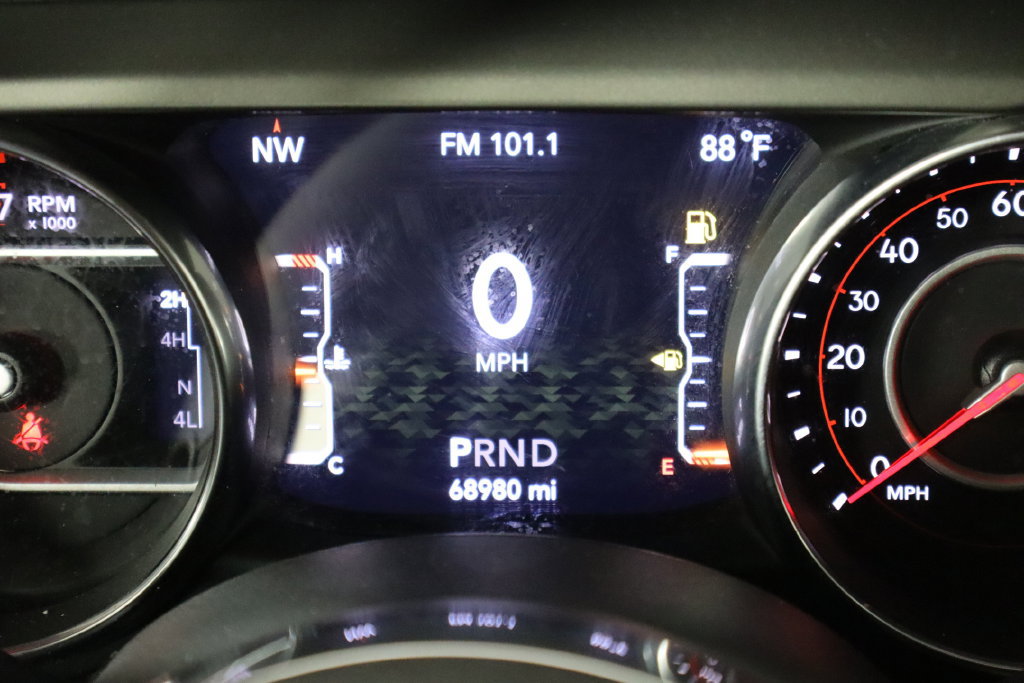 Used 2019 Jeep Wrangler Unlimited Rubicon AWD/4WD image 36