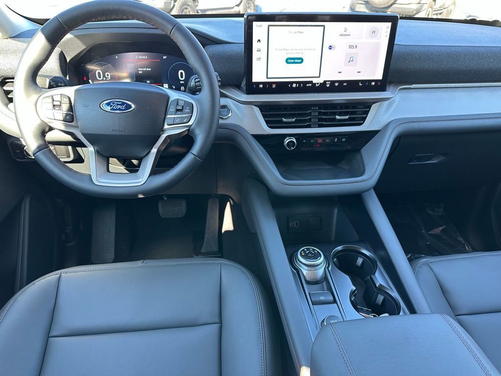 New 2026 Ford Explorer Active w/ Active Comfort Package image 4