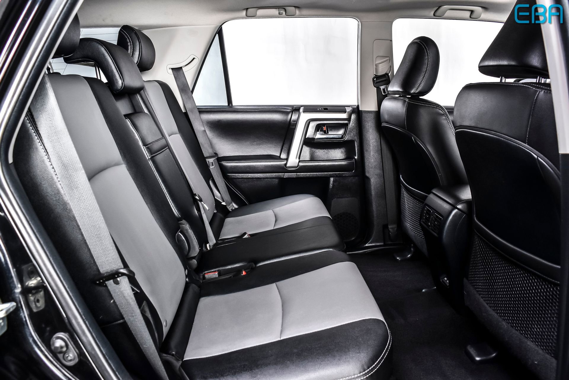 Used 2024 Toyota 4Runner SR5 Premium w/ Moonroof Package AWD/4WD image 23