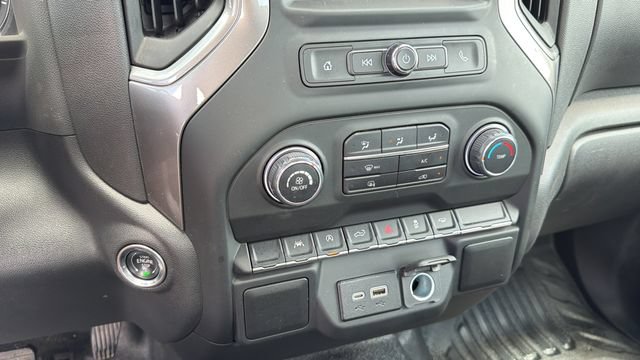 Used 2025 Chevrolet Silverado 1500 W/T RWD image 30