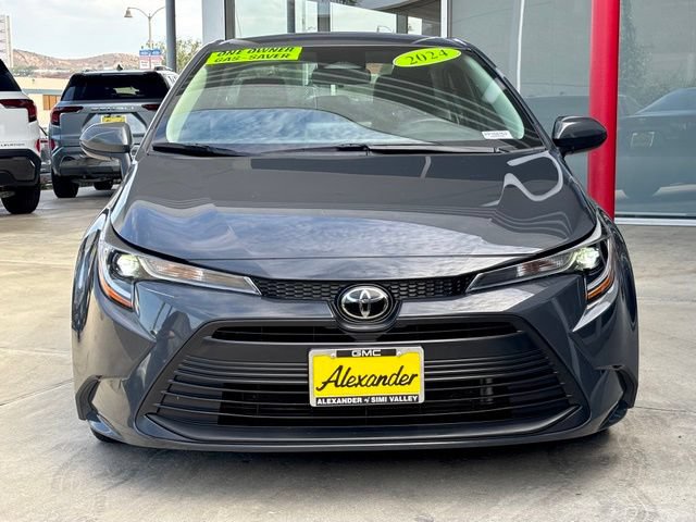 Used 2024 Toyota Corolla LE FWD image 5