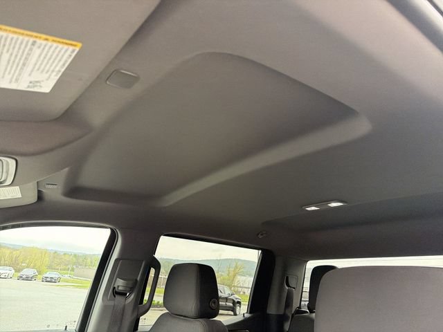 Used 2023 Chevrolet Silverado 1500 LT AWD/4WD image 19
