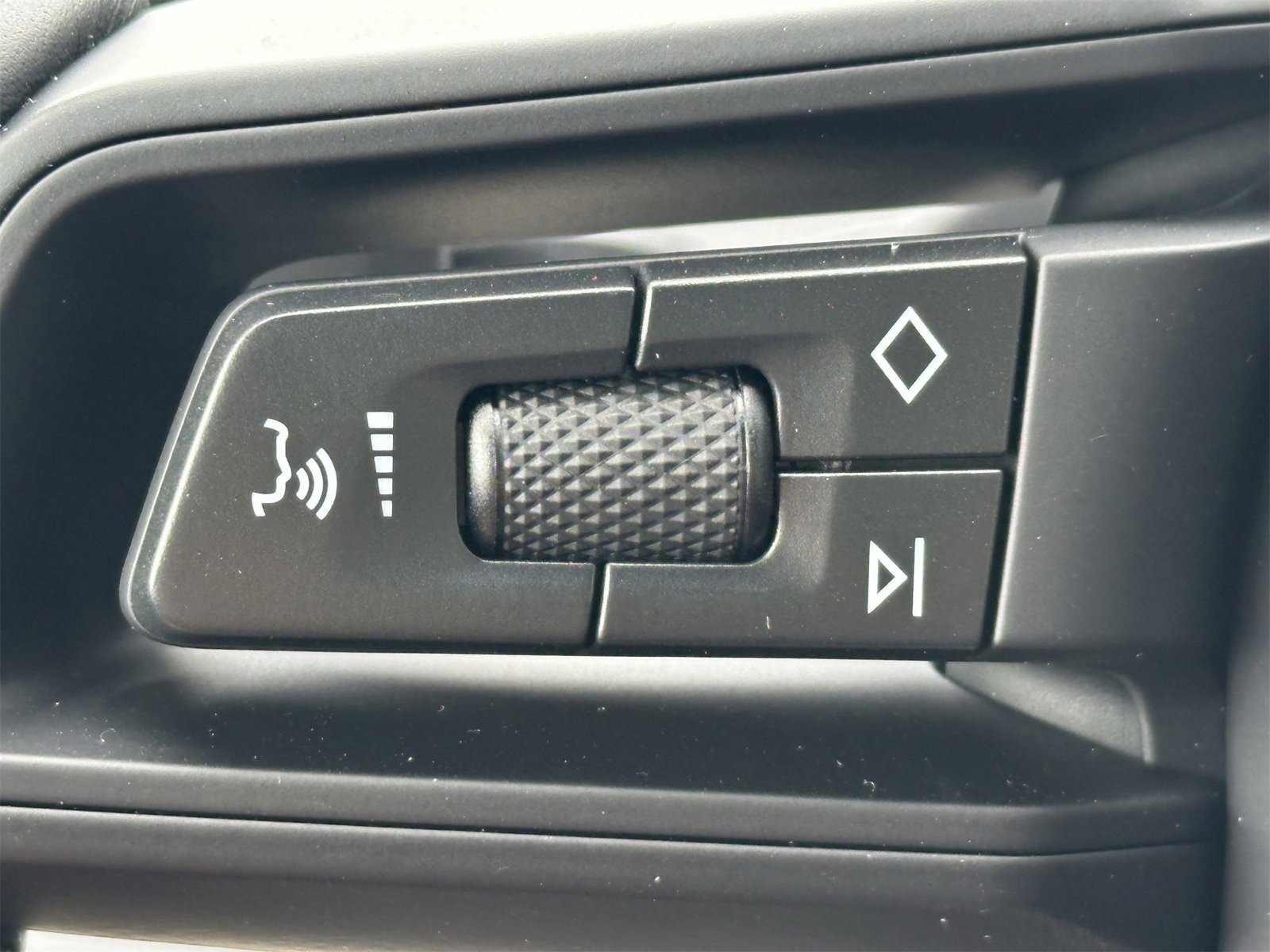 New 2026 Porsche Panamera 4 image 25