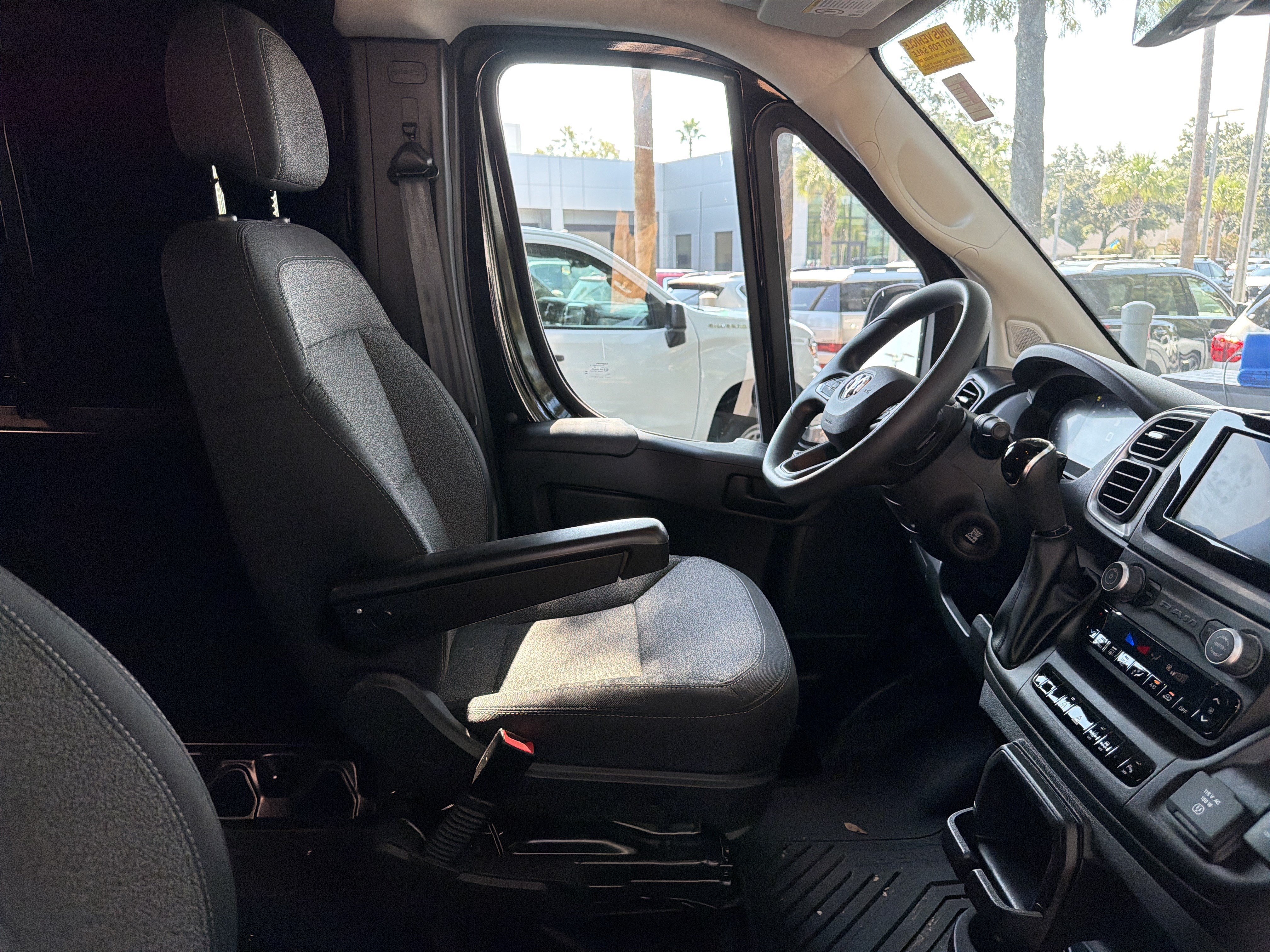 Used 2026 RAM ProMaster 3500 w/ Quick Order Package 22G SLT FWD image 36