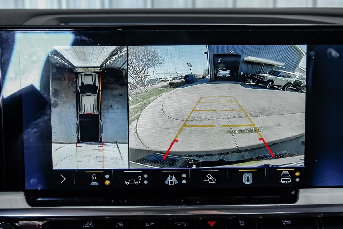 Used 2025 Chevrolet Silverado 3500 High Country w/ High Country Premium Package image 21