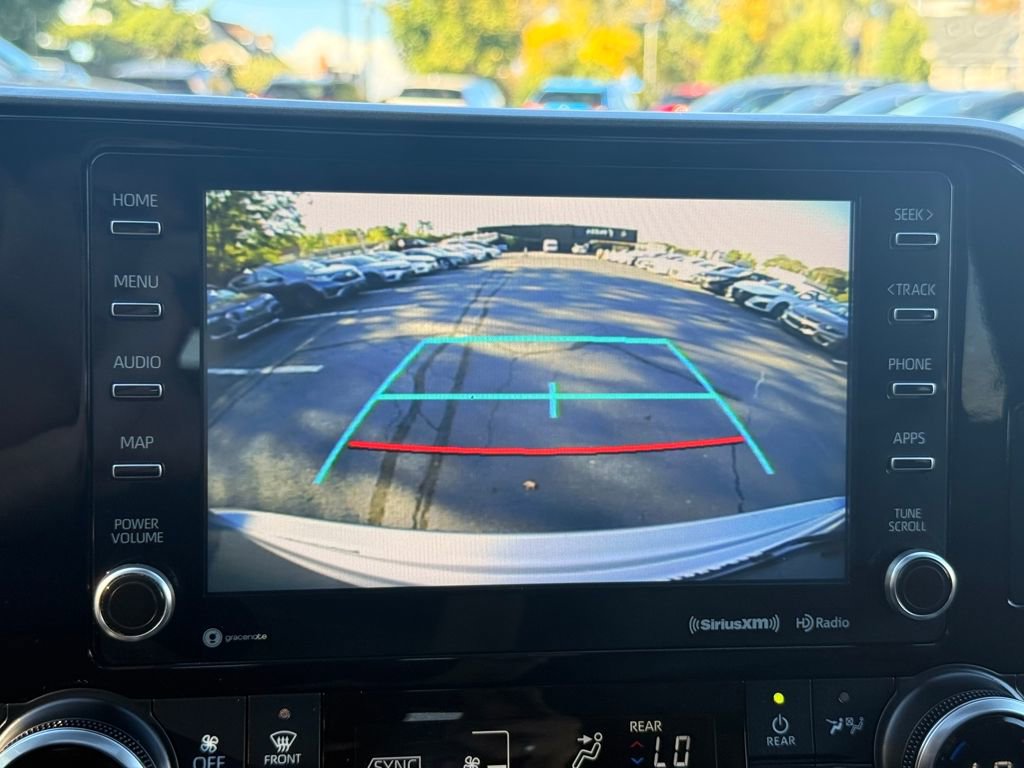 Used 2022 Toyota Highlander XLE image 34