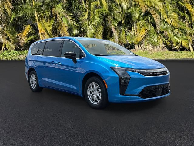 New 2027 Chrysler Pacifica Select FWD image 2