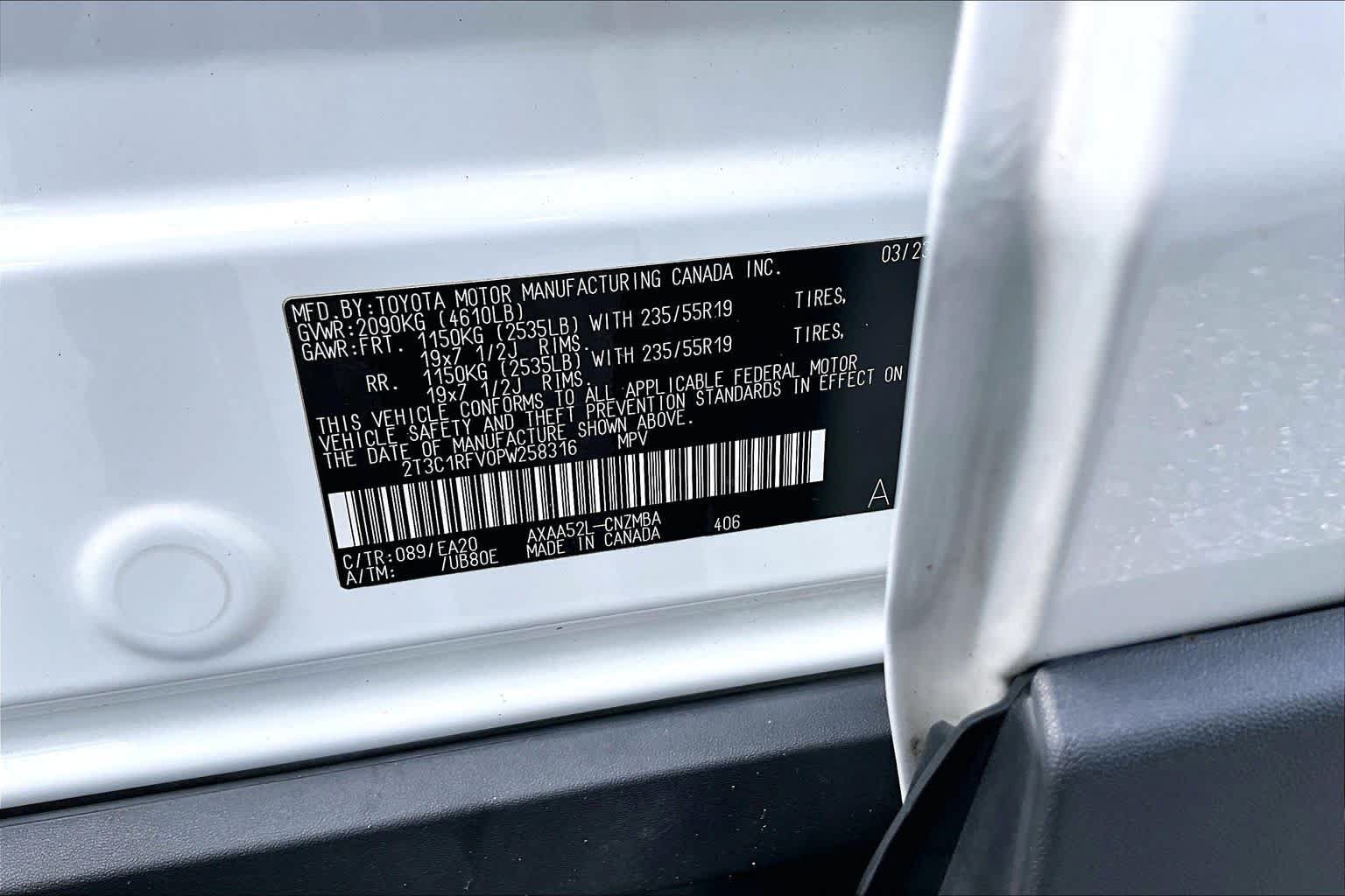 Used 2023 Toyota RAV4 XLE Premium FWD image 37