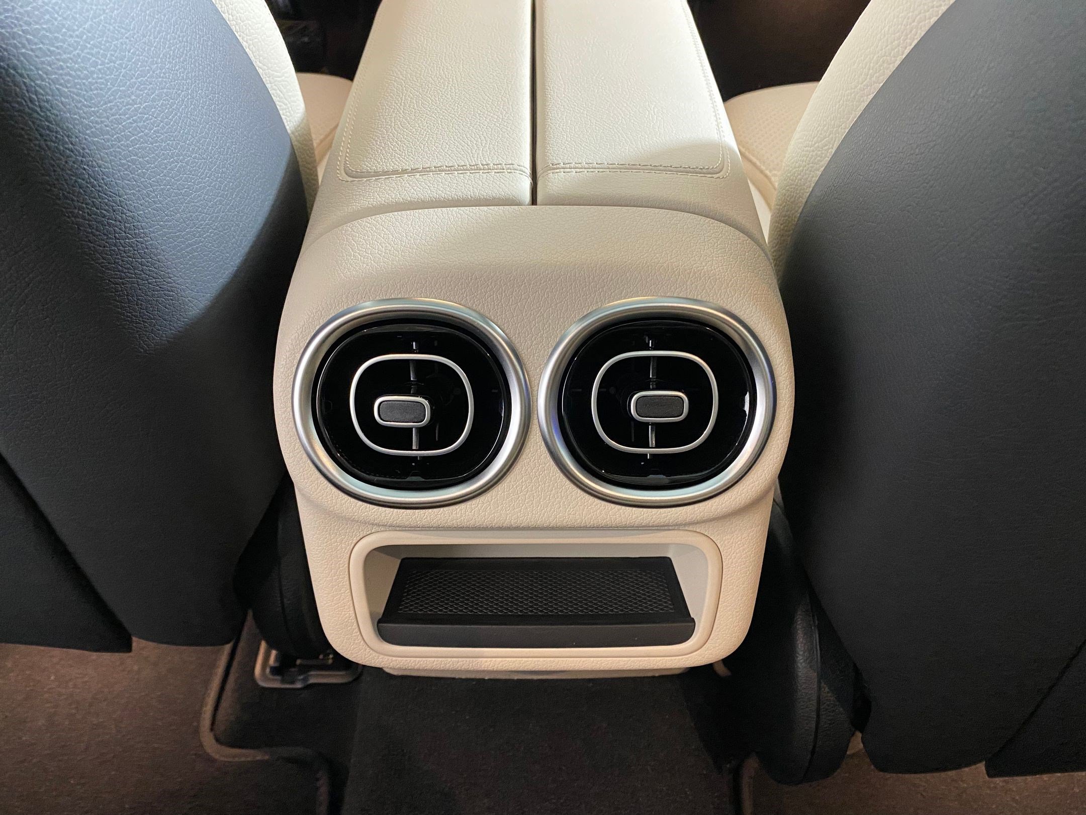 Used 2026 Mercedes-Benz GLC 300 4MATIC image 27