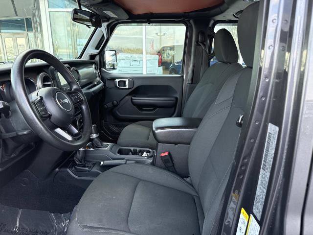 Used 2018 Jeep Wrangler Unlimited Sport image 8