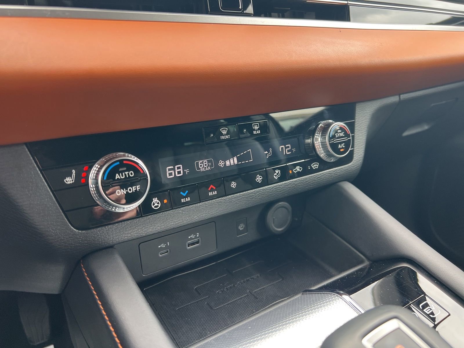 Used 2023 Mitsubishi Outlander SEL 40th Anniversary AWD/4WD image 24