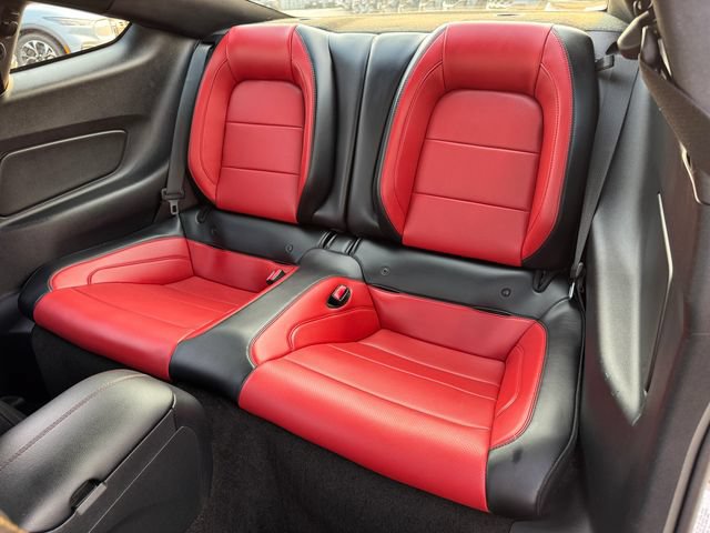 Used 2017 Ford Mustang GT Premium w/ GT Performance Package RWD image 15
