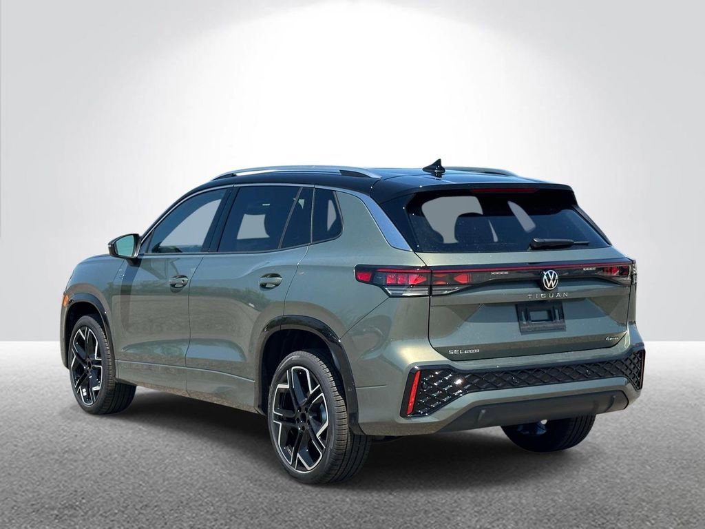 New 2026 Volkswagen Tiguan SEL R-Line AWD/4WD image 3