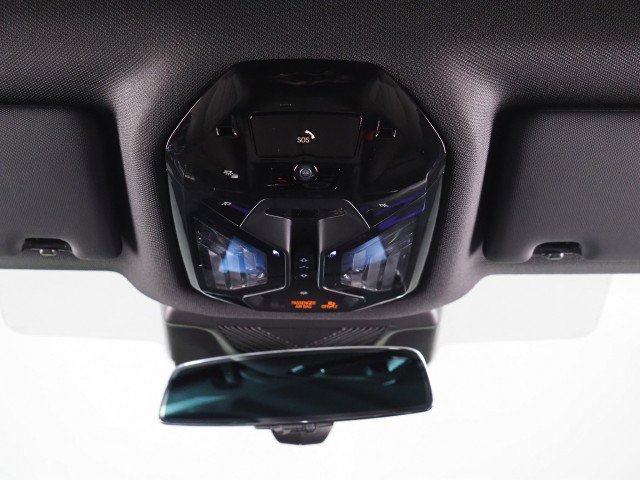 Used 2025 BMW i5 eDrive40i w/ M Sport Package image 75