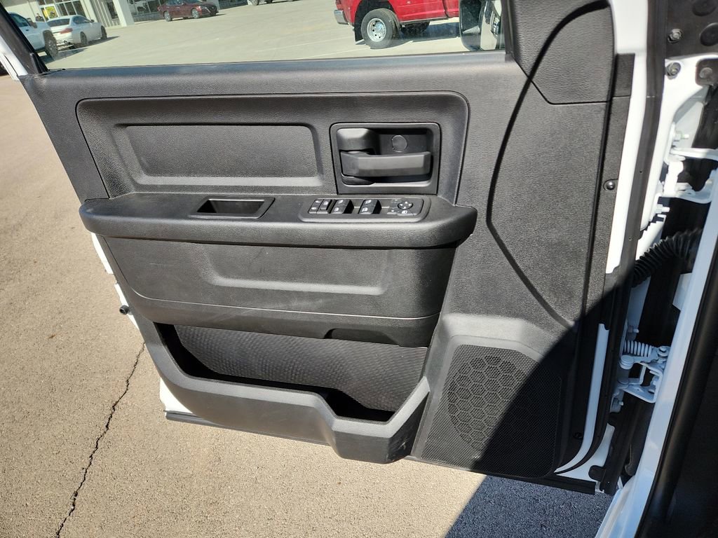 New 2026 RAM 3500 Tradesman w/ Chrome Appearance Group A AWD/4WD image 18