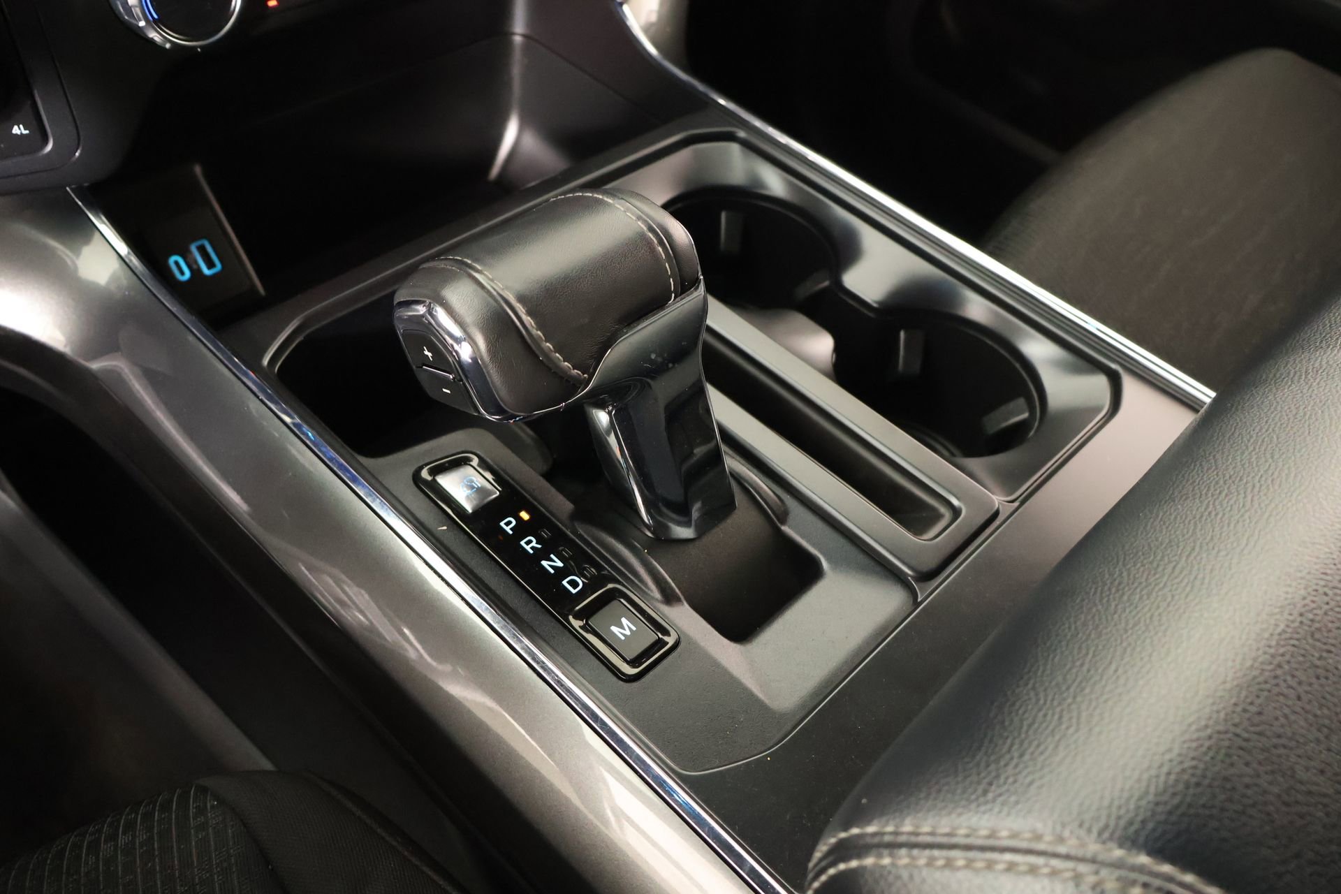 Used 2022 Ford F150 XLT w/ Equipment Group 302A High AWD/4WD image 9