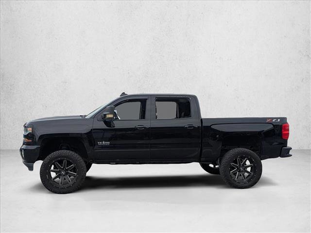 Used 2018 Chevrolet Silverado 1500 LT w/ Texas Edition image 8