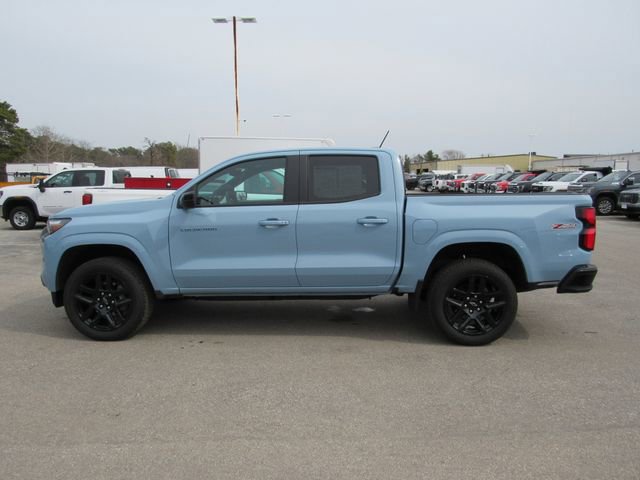 Used 2025 Chevrolet Colorado Z71 w/ Technology Package image 2