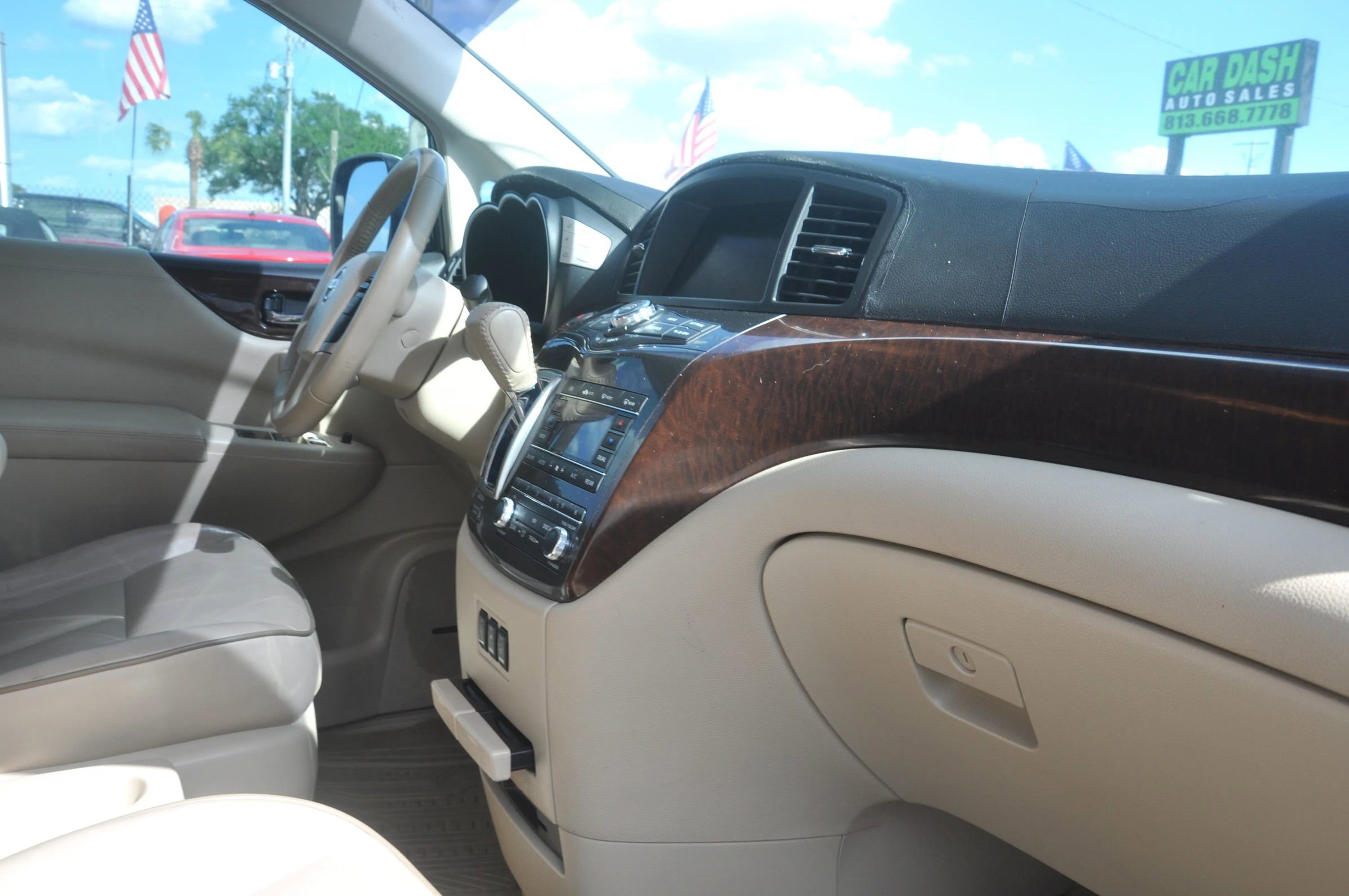Used 2012 Nissan Quest LE w/ Value Cargo Pkg image 28