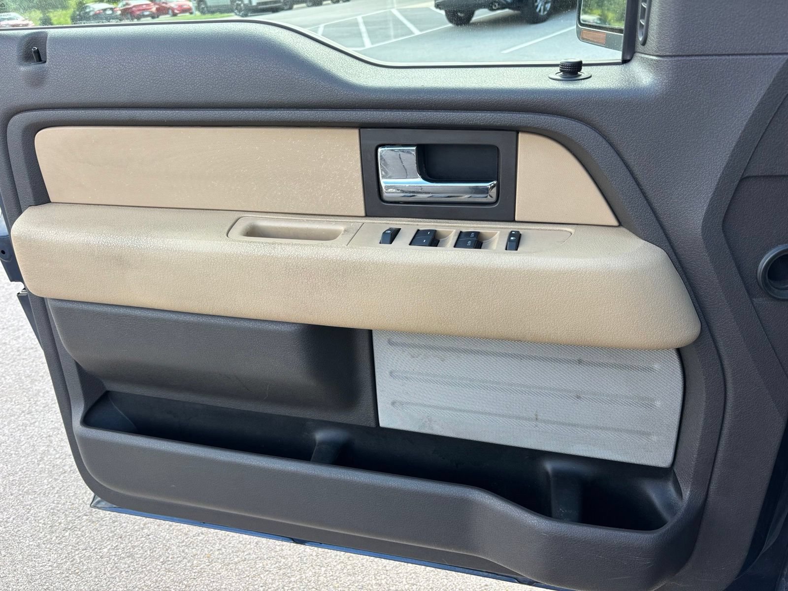 Used 2014 Ford F150 XLT w/ XLT Convenience Package RWD image 11