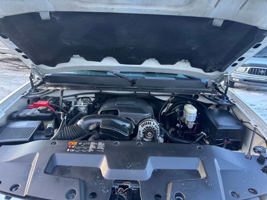 Used 2012 GMC Sierra 1500 SLT w/ SLT White Diamond Edition image 24