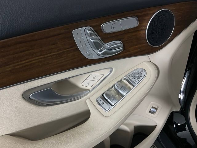 Used 2022 Mercedes-Benz GLC 300 4MATIC image 28