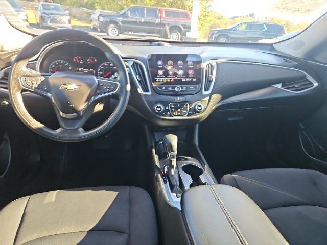Used 2024 Chevrolet Malibu LT FWD image 9