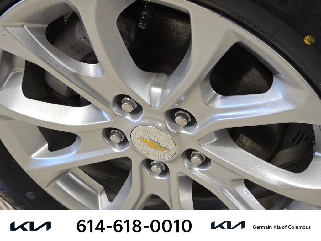 Used 2021 Chevrolet Equinox LS w/ LS Convenience Package image 13