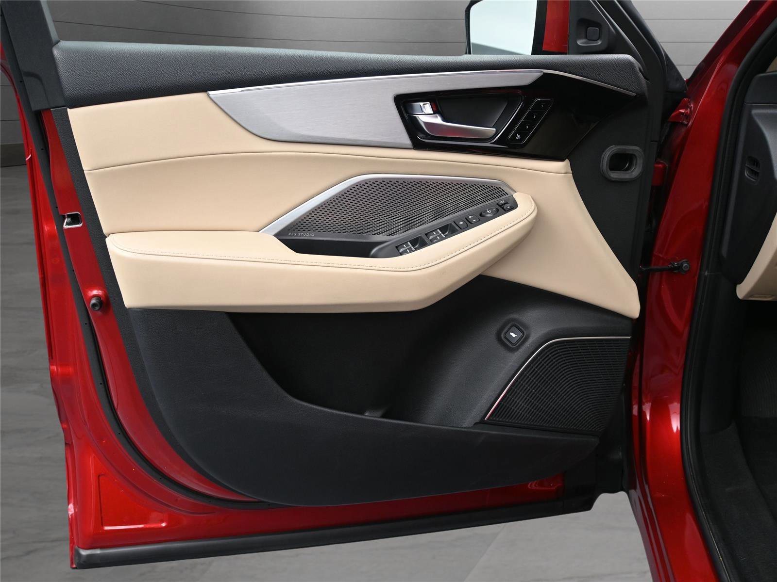 Certified 2022 Acura MDX SH-AWD w/ Technology Package image 9