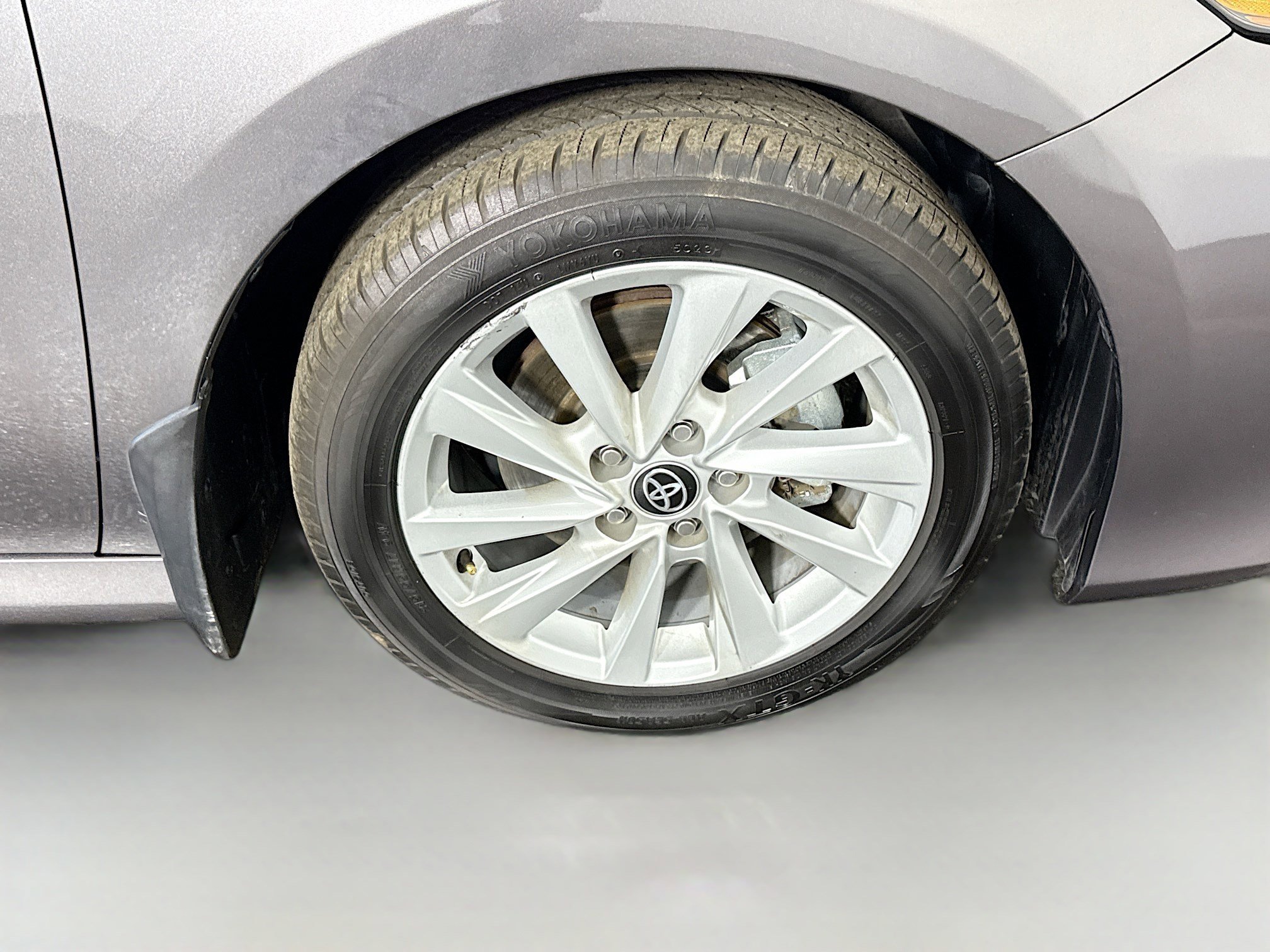 Used 2024 Toyota Camry LE image 31