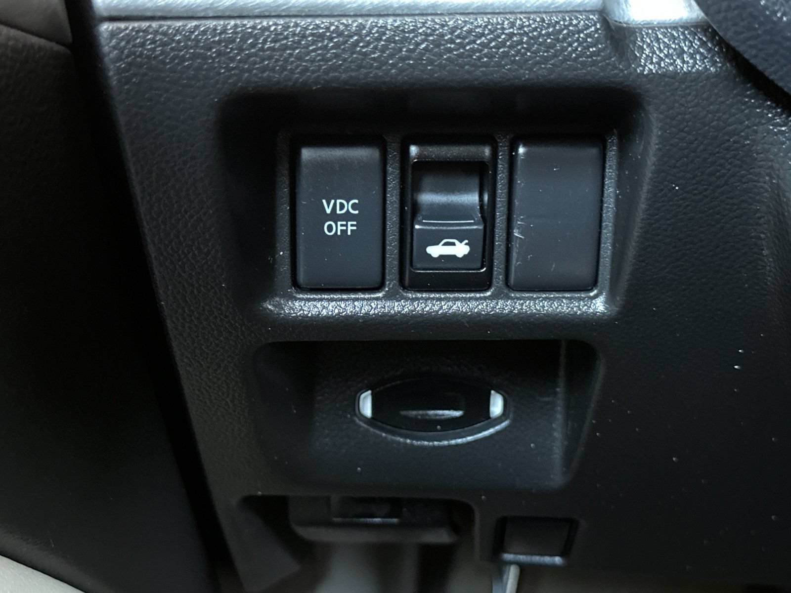 Used 2009 INFINITI G37 Journey w/ Premium Pkg RWD image 31