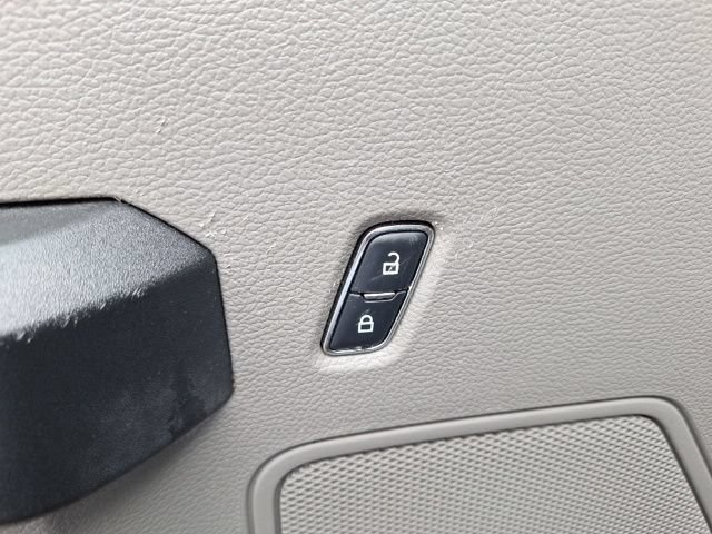 Used 2018 Ford F350 XL w/ Power Equipment Group AWD/4WD image 13
