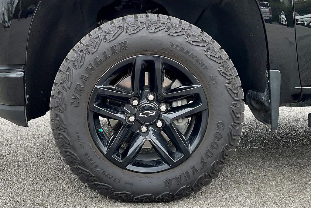 Used 2021 Chevrolet Silverado 1500 LT Trail Boss w/ LT Trail Boss Premium Package image 8