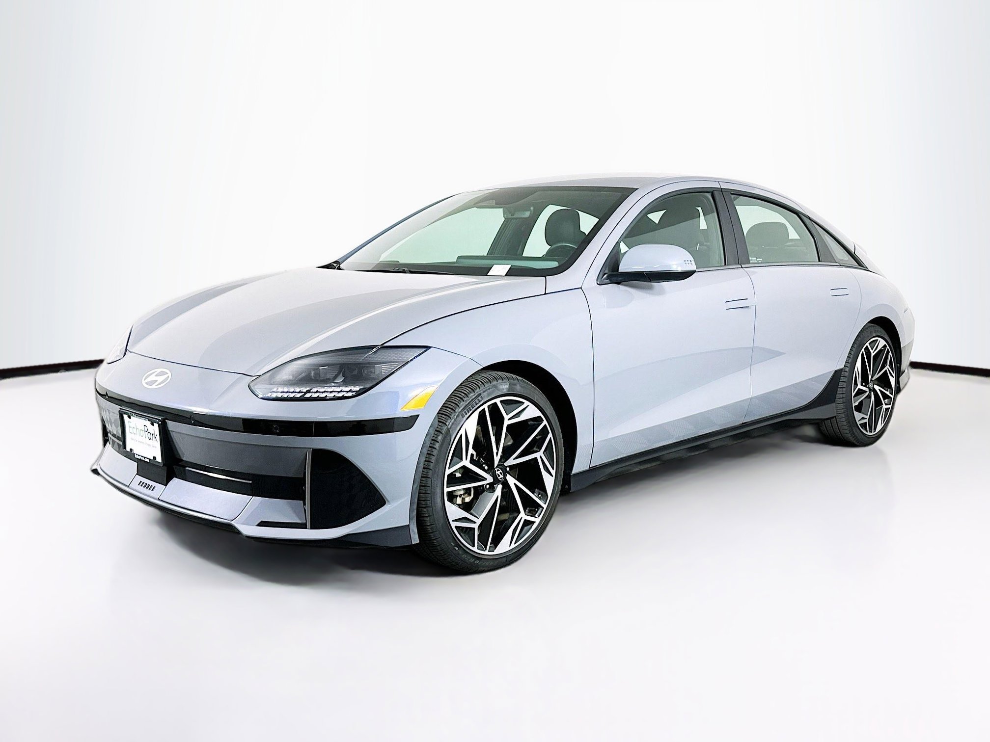 Used 2024 Hyundai Ioniq 6 SEL RWD image 3